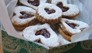 The Urban Vegan's Heart-Felt Linzer Cookies
